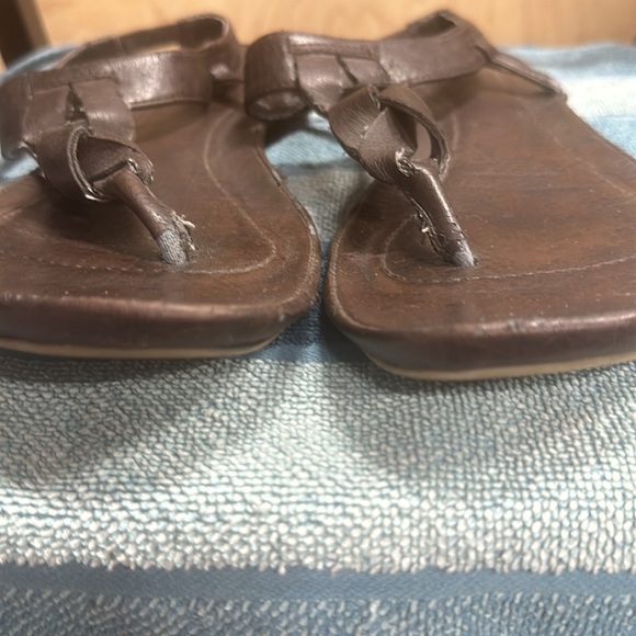 Size 9 dark brown Target Mossimo pull on shoe - Picture 3 of 5